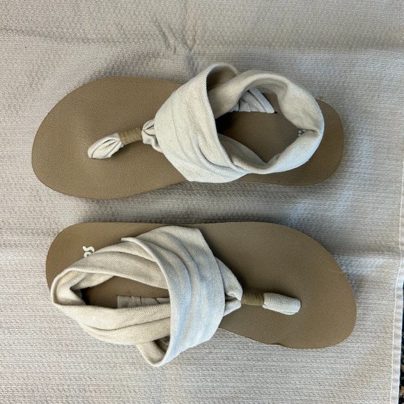 Sanuk Sandals - Picture 1 of 5